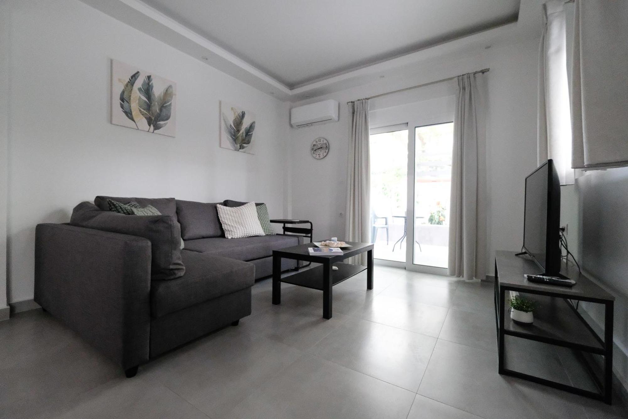 Rhodes Retreat: Modern Comfort In Serene Luxury Rhodes City Eksteriør bilde