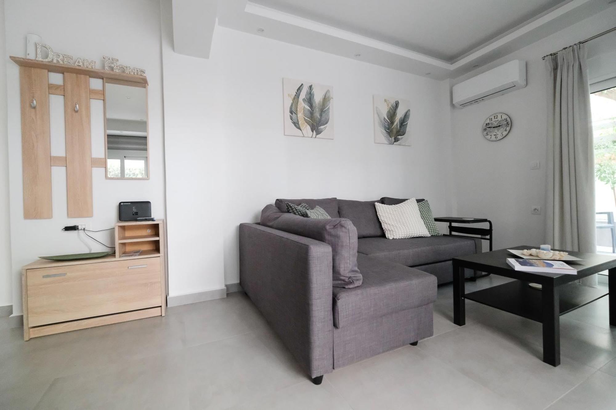 Rhodes Retreat: Modern Comfort In Serene Luxury Rhodes City Eksteriør bilde