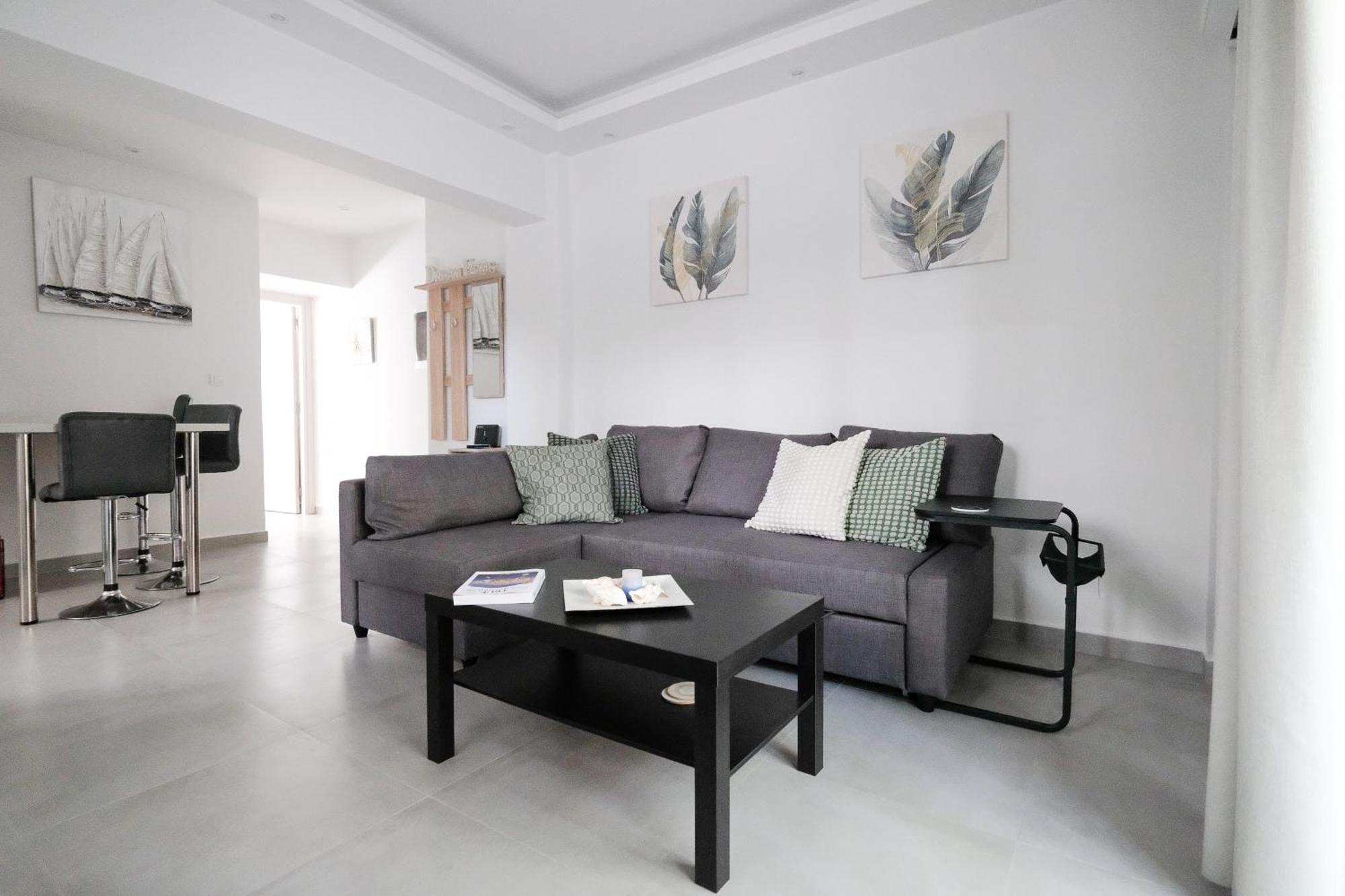 Rhodes Retreat: Modern Comfort In Serene Luxury Rhodes City Eksteriør bilde
