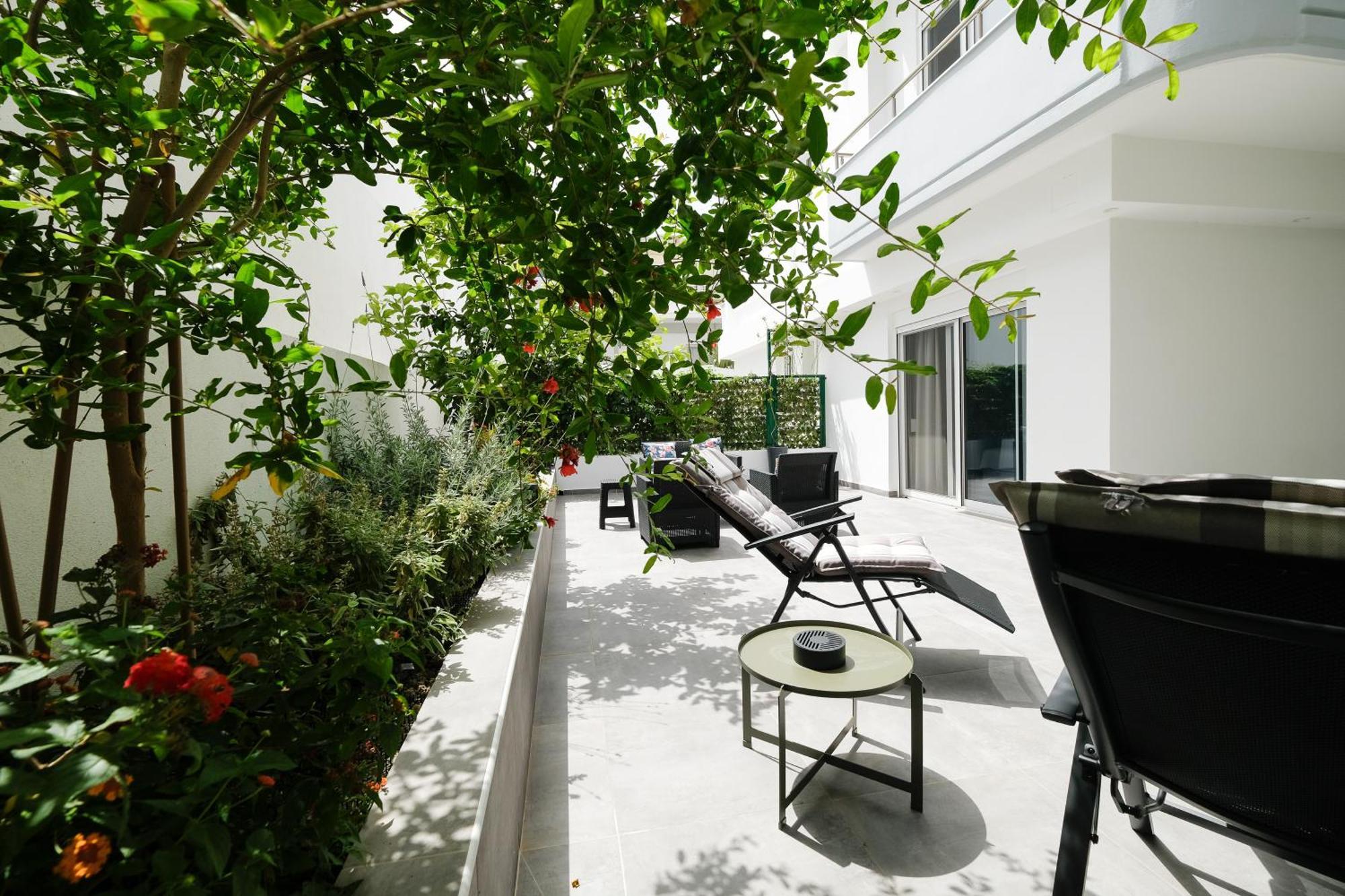 Rhodes Retreat: Modern Comfort In Serene Luxury Rhodes City Eksteriør bilde