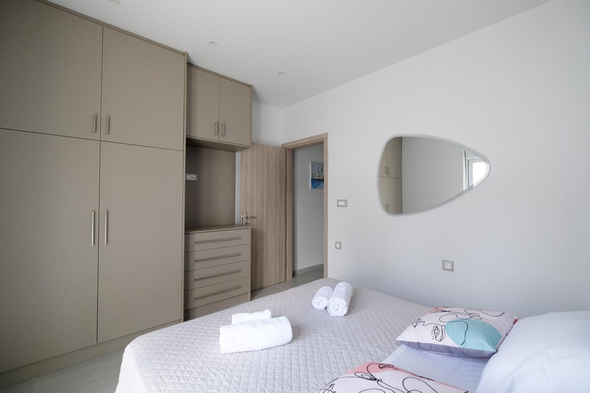 Rhodes Retreat: Modern Comfort In Serene Luxury Rhodes City Eksteriør bilde